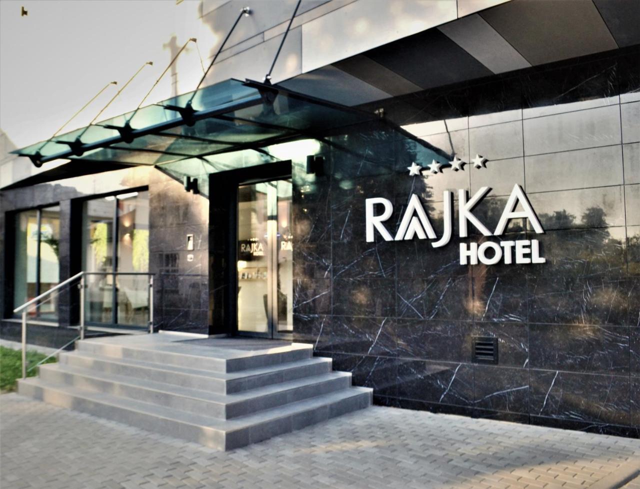 Hotel Rajka Valasske Mezirici Exterior photo